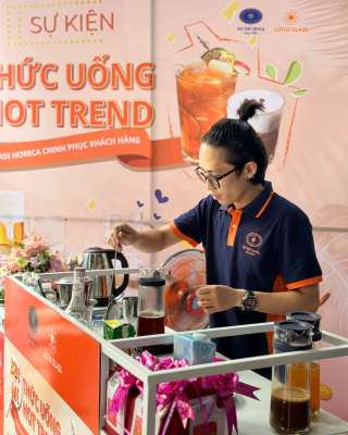 Barista pha chế công thức đồ uống chinh phục khách hàng