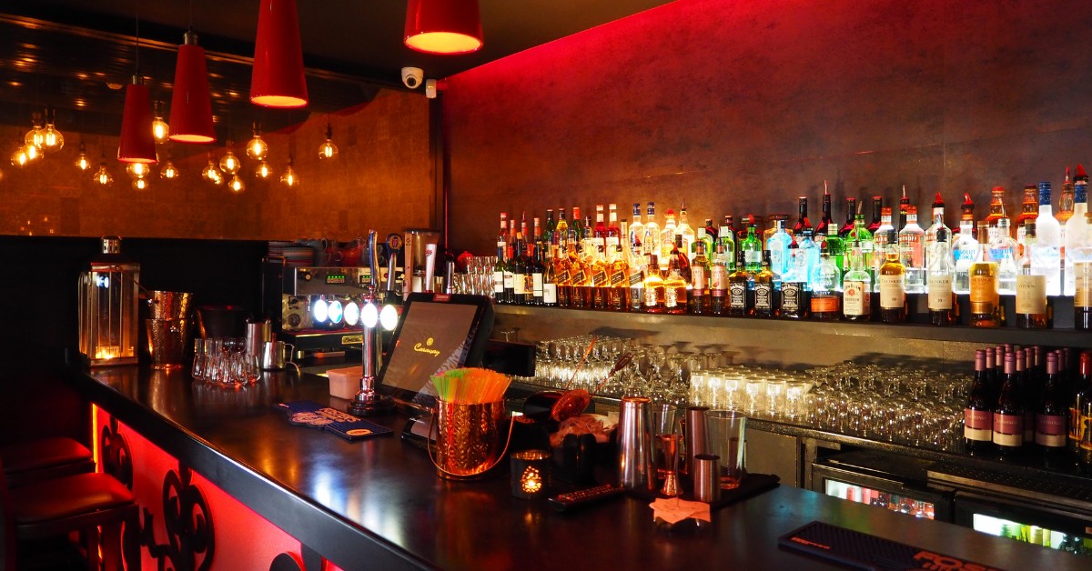 Tại sao nên đầu tư các loại ly trong bar khác nhau