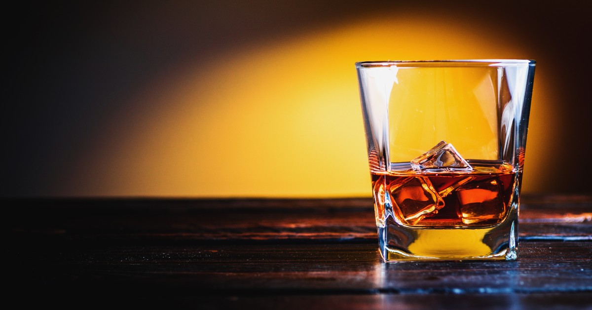 5 Loại Ly Uống Rượu Whisky Phổ Biến Nhất