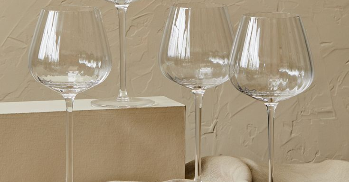 Ly Thuỷ Tinh là Gì