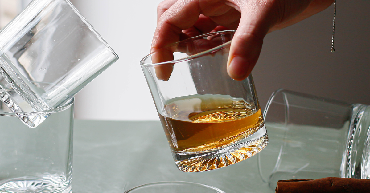 6 cách khử mùi ly thuỷ tinh hiệu quả