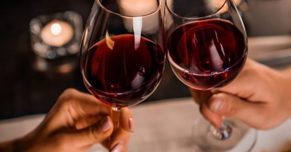 Ly vang đỏ phổ biến