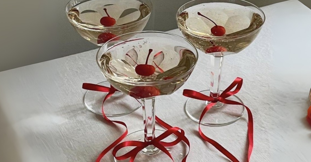  Chọn ly thuỷ tinh phù hợp với Martini