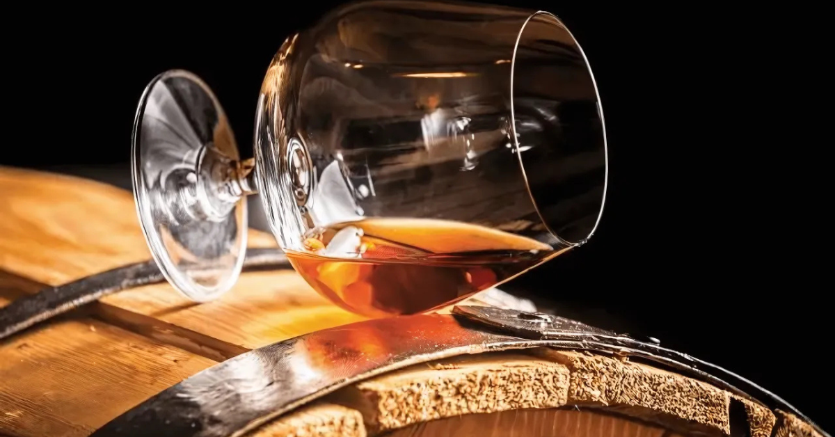 Đặc điểm cấu tạo Ly Snifter