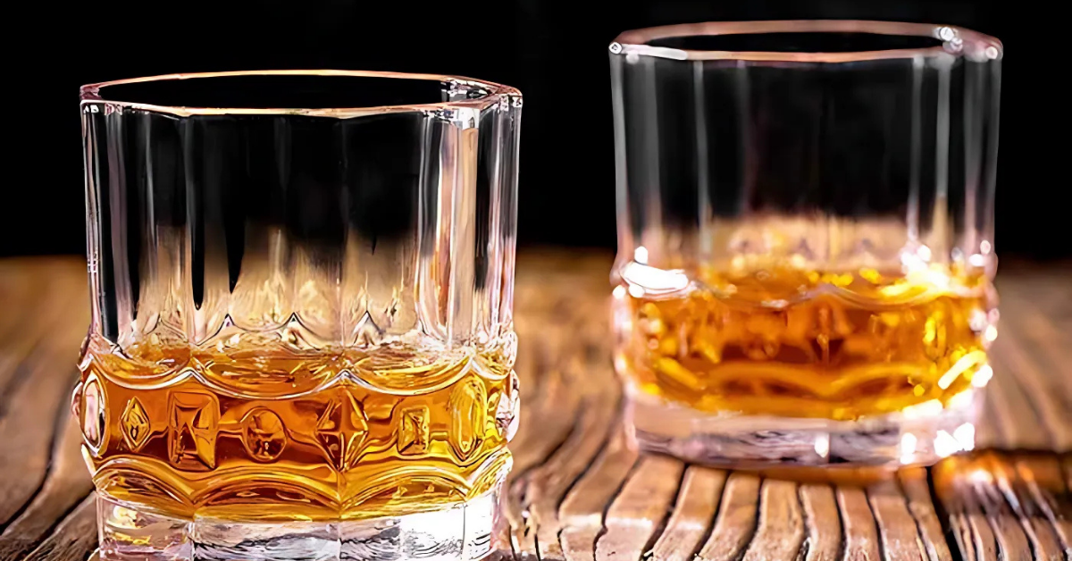  Các Bước Chuẩn Bị và Phục Vụ Rượu Whisky Chi Tiết