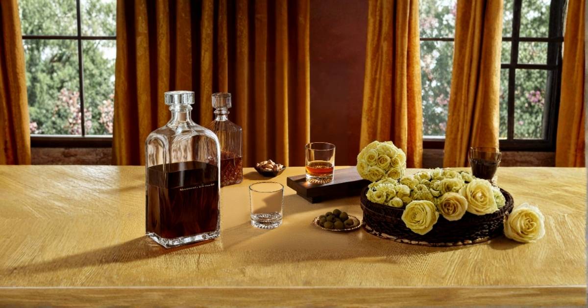 Tại Sao Chọn Đúng Ly Uống Rượu Whisky Lại Quan Trọng?