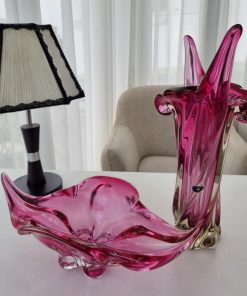 Lọ miệng 2 chẽ đế xoắn, mầu hồng concept