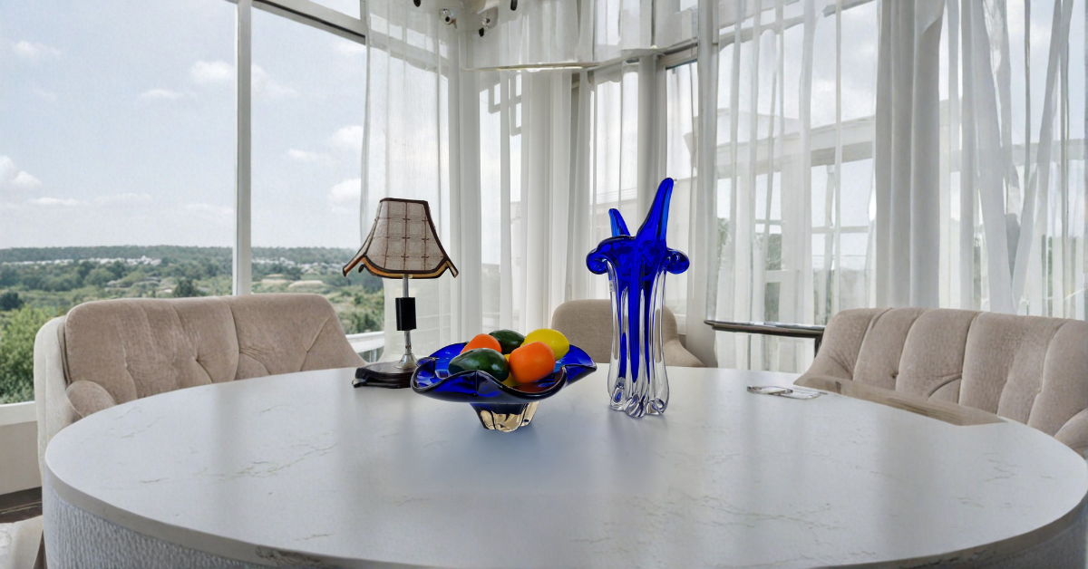 Lọ miệng 2 rời đế xoắn, màu xanh coban sang trọng