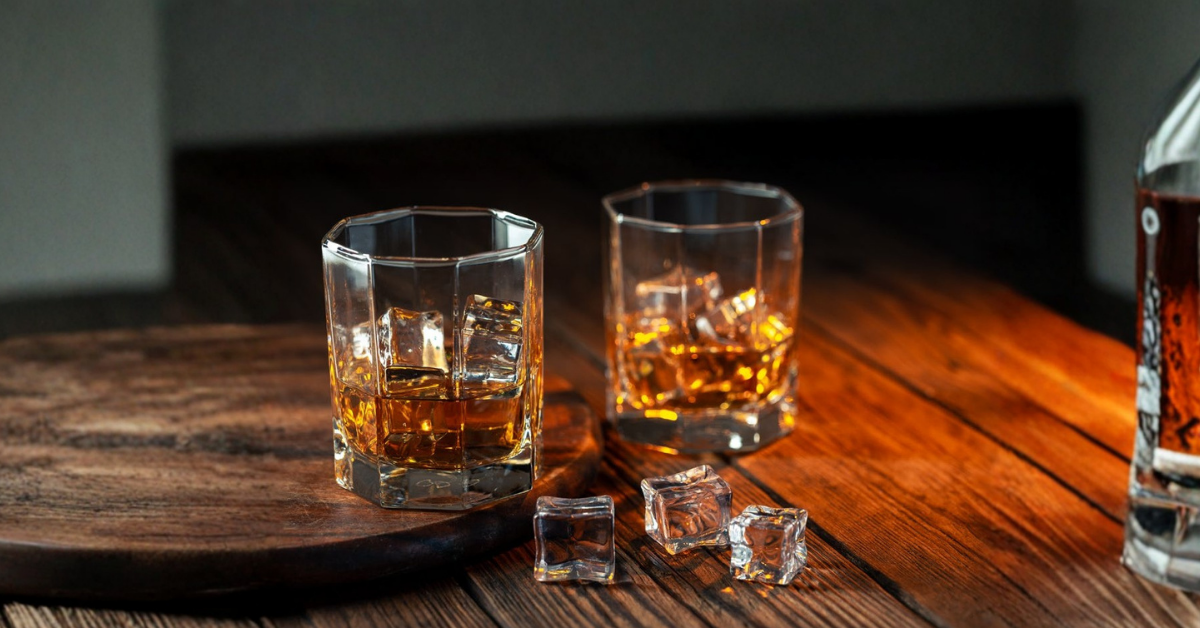 Ly Thủy Tinh VTC 252